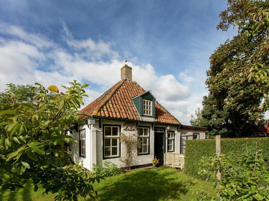 Fairytale Cottage In Nes Friesland With Garden エクステリア 写真